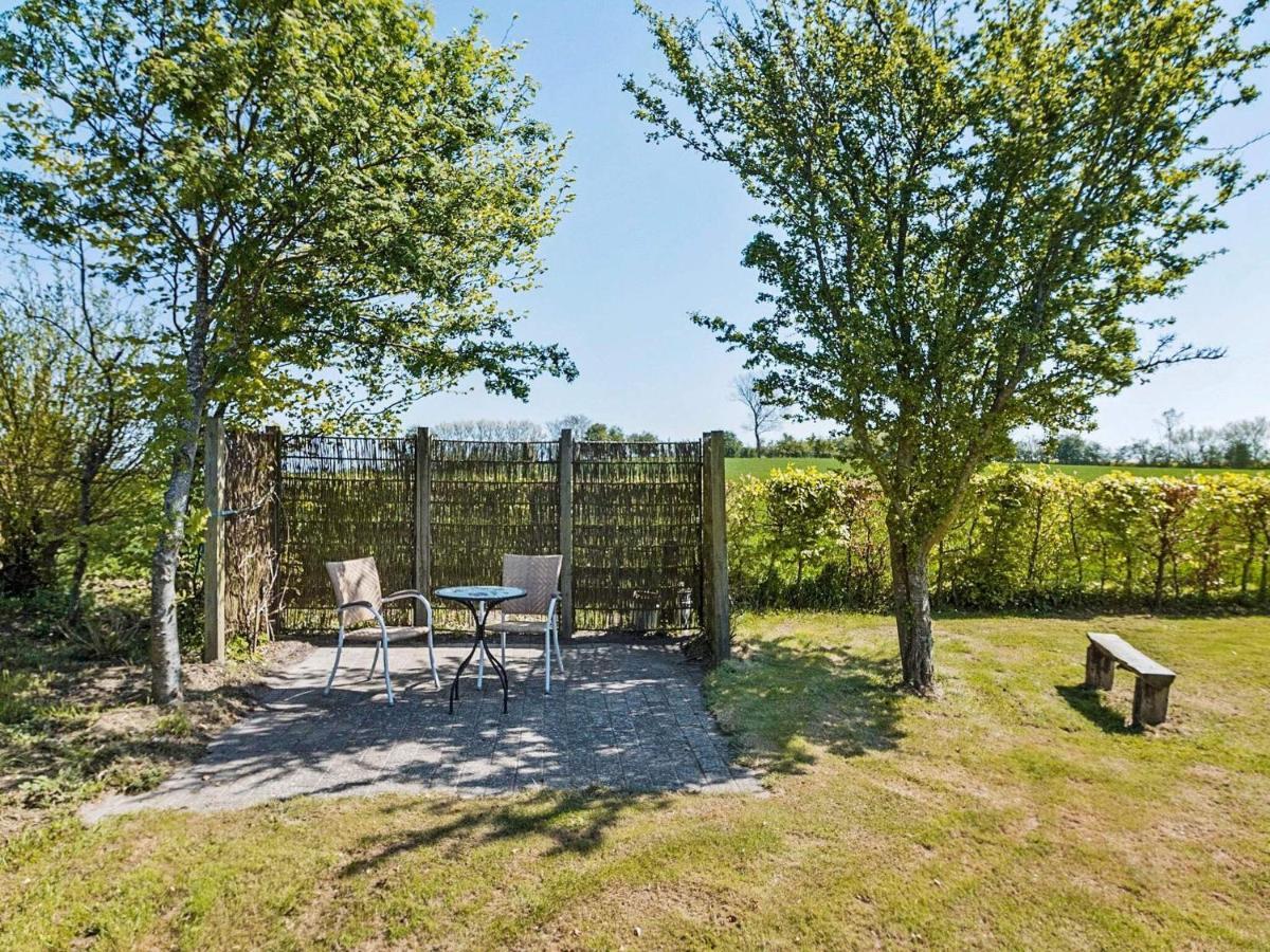 4 Person Holiday Home In Tranek R Транекер Экстерьер фото