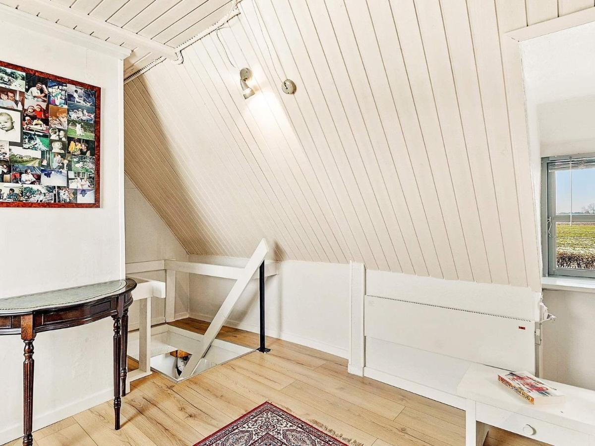 4 Person Holiday Home In Tranek R Транекер Экстерьер фото
